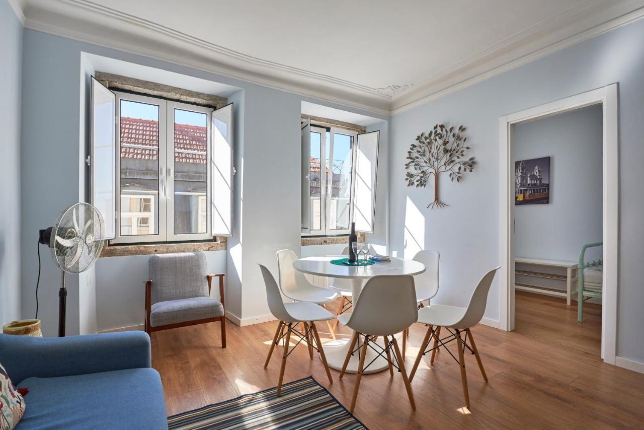Elegant Riverview Apartment In Historical Lisboa Extérieur photo