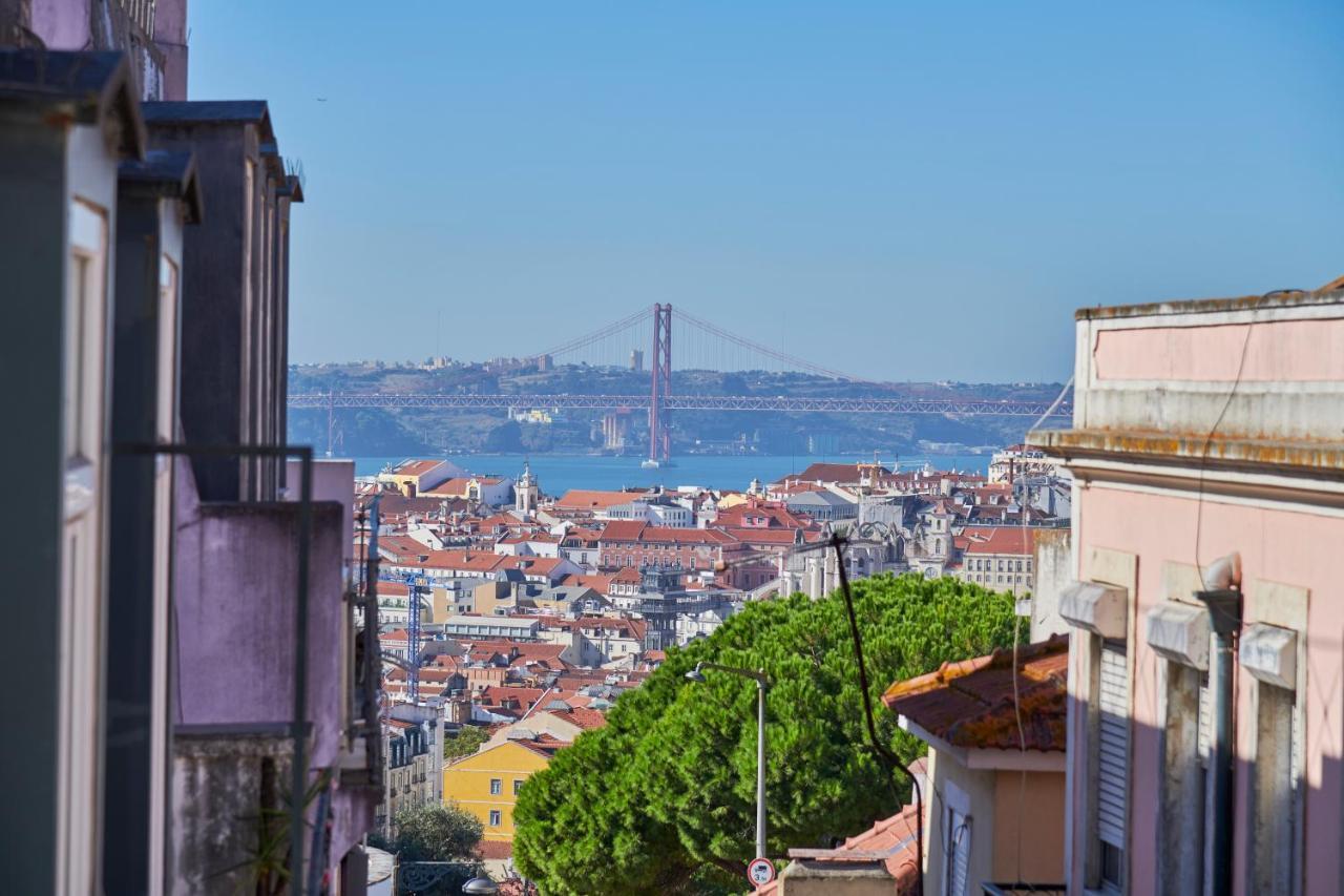 Elegant Riverview Apartment In Historical Lisboa Extérieur photo