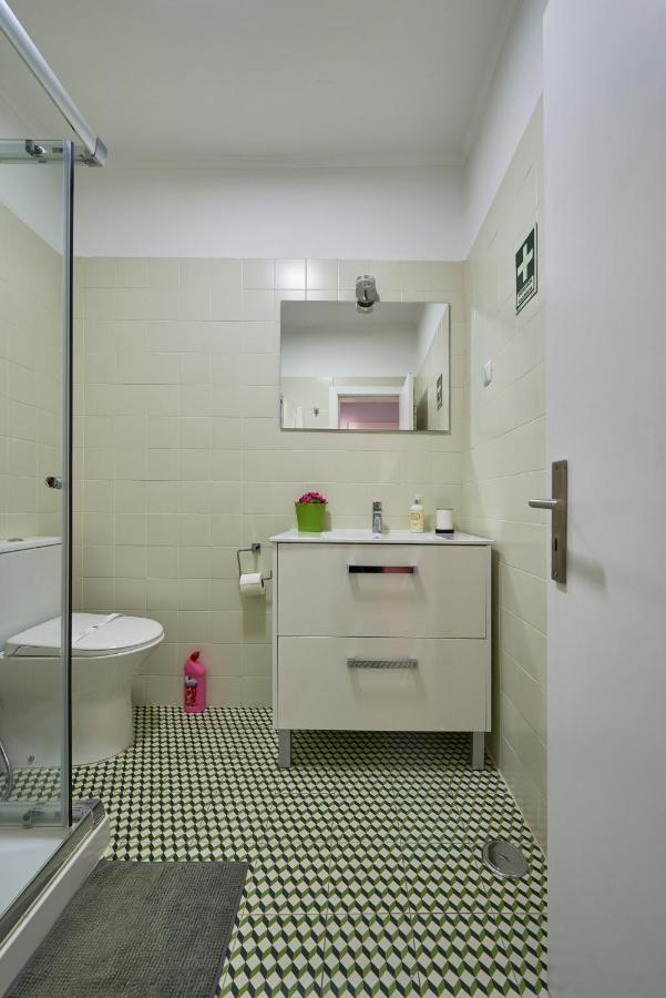 Elegant Riverview Apartment In Historical Lisboa Extérieur photo