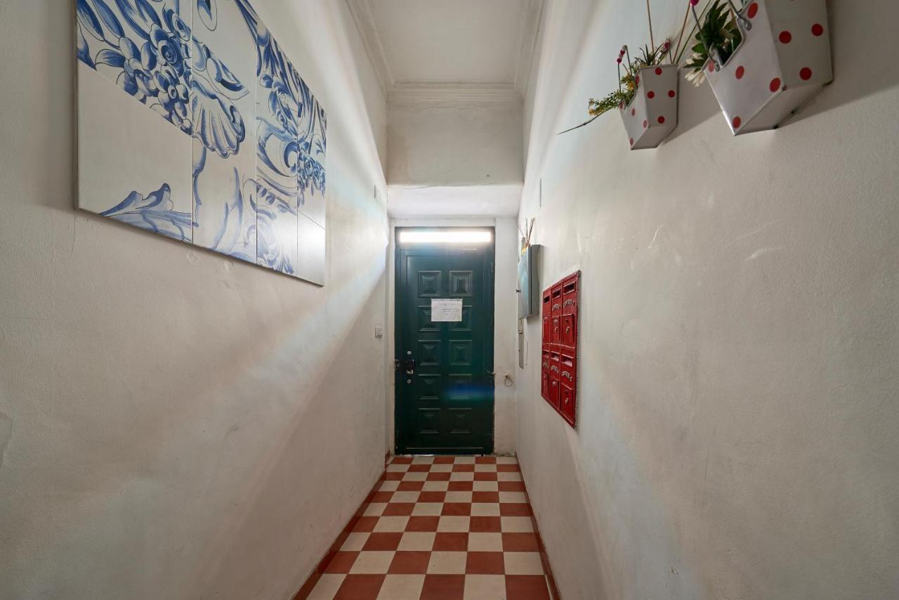 Elegant Riverview Apartment In Historical Lisboa Extérieur photo